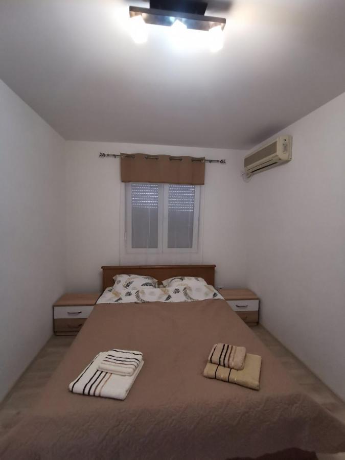 Holiday Home Kalicanin バール エクステリア 写真